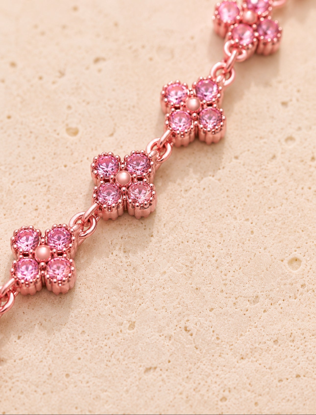 Collier doré avec fleurs argentés 100% inoxydable