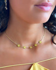 Collier Maria : 5 marguerites jaunes