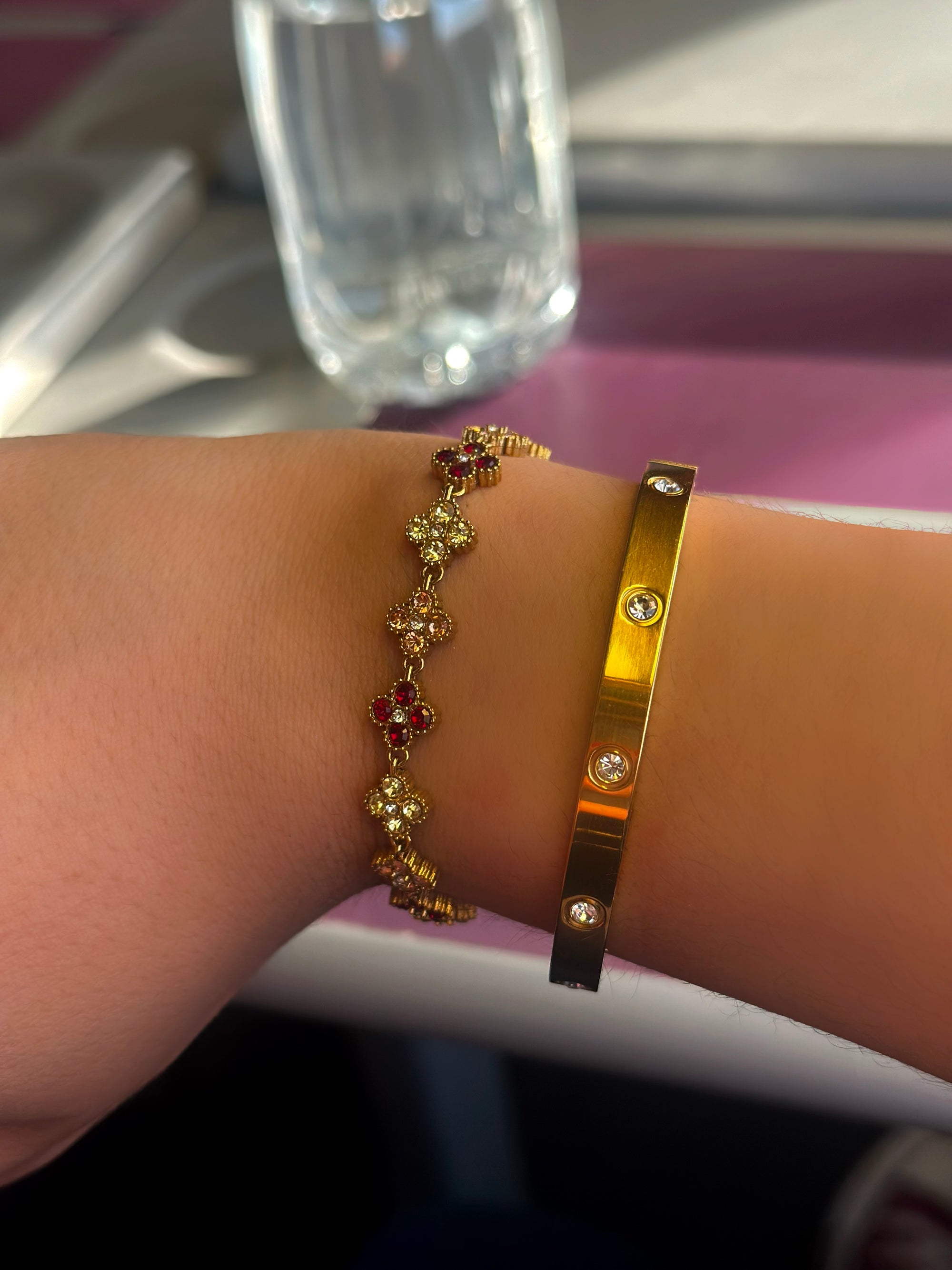Bracelet fleuris ton Rouge/rosé